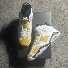 Air Jordan 6 Retro GS Yellow Ochre Size 4Y 384665-170