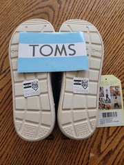 Toms Bimini Chambray Youth Size 2, Brand New in Box