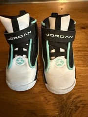 Nike Toddler Jordan Sneakers – White/Black/Teal – Size C7