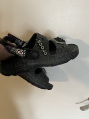 Crocs Black Panther Wakanda Forever Sandal unisex (women’s 6/mens4)