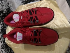 Nike Kyrie Flytrap 6 Red Black Athletic Shoes Youth Size 6Y (DQ8094-600)