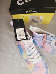 Art Class Kids‘ Tie-Dye Solid High Top Sneakers size 1