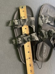 Cat & Jack New! Double Buckle Slide Sandals Actual Size Is Approx.Men’s 6.5/W8.5