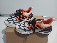 Size 4 (GS) – adidas RapidaSport Bounce Lace x Merimekko Low White