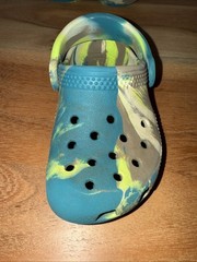 Crocs Kids Classic Marbled Clogs Marbled Teal Green Beige Shoes Size 7 Toddler