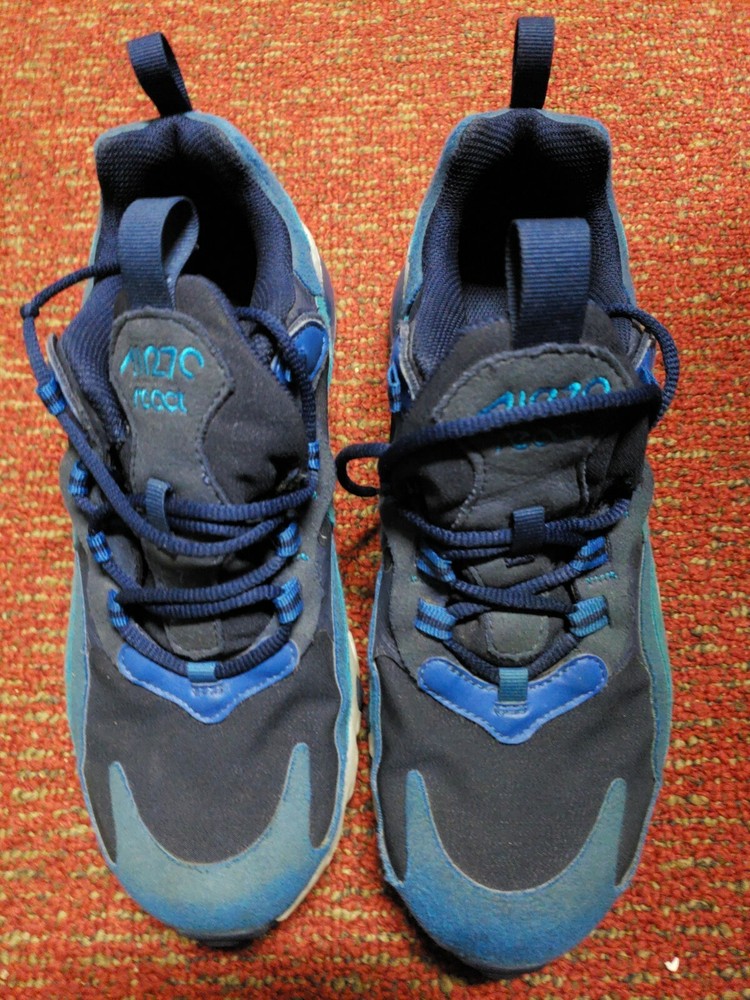 Nike Blue On Navy Air 270 React 5.5 Youth Used Shoes