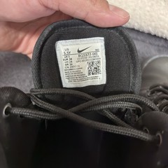 Nike Manoa’17 Size 5.5y Leather Boots Triple Black (HF0750 001) Hiking Camping