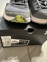 Under Armour Unisex-Child Assert 10 Running Shoe, 4.5