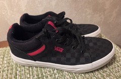 Vans Seldan Checkerboard – (Black/ Red) Unisex Size 5.0 Y