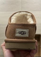 Used UGG Kids‘ Classic Slipper Size 4 Chestnut Shoes 1166774k Without Box