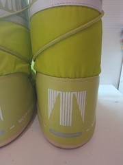 Moon Boot Green Unisex Snow Boot Water Resistant Mid-Calf Nylon (sz 7-8.5)