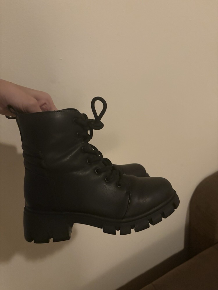 Children’s Black Lace up platform combat boots size 2