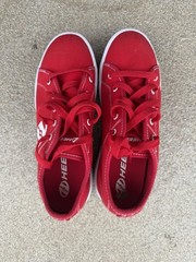 Red Heelys Size 8 Unisex