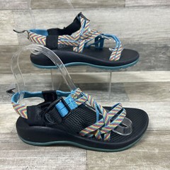 Chaco ZX1 Sandals Youth 2 Fiesta Blue Rainbow Ecotread Hiking Water Sport Straps