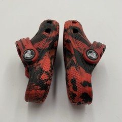 Crocs Classic Kids Red/Black Marbled Clogs Size C6