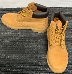Junior 5.5 Timberland Boots – 10960 A5825