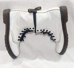 Doc Martens White Leather Kids Junior Boots Size 4M 5L US Air Wair 1460J