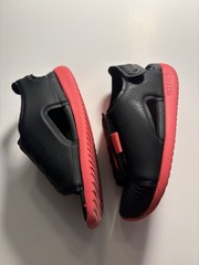 Nike Sunray Adjustable Sandals Size 7c Black/pink Size 7