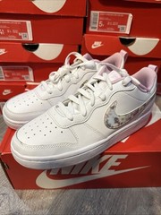 Nike Court Borough Low 2 SE GS ‚Floral Swoosh‘ CK5426-100