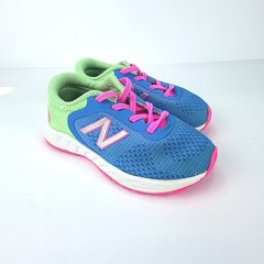EUC New Balance Fresh Foam Arishi Kids Size 7 Wide Blue Pink Green Running Shoes