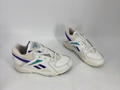 Retro 90s Reebok Juniors Satellite Low III Cross Training Shoe Sneaker Size 6