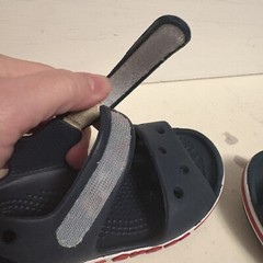 Kid’s CROCS Bayaband Sandals Blue Red White Unisex C7 Children’s Back Strap