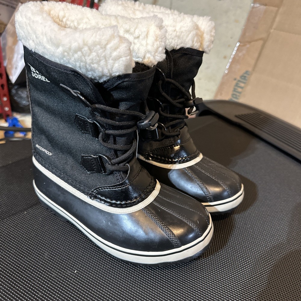 SOREL -Kid’s Caribou Waterproof Boot for Winter Black Size US 2 C New