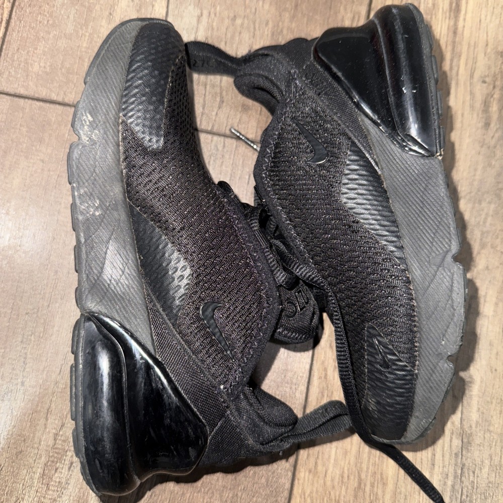Nike air max 270 Size 12C Kids – black A02372-006- Excellent Condition