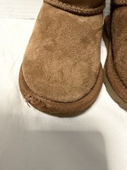 UGG Kids Classic Short Boot, Size 6 Chestnut Brown Sheepskin Suede – Pre Owned
