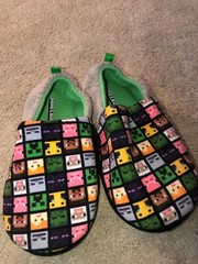 Kids Youth Size 4-5 4/5 Slippers Mine Craft Minecraft New