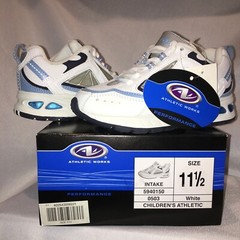 NEW Size 11-1/2 Childrens White with Light Blue Sport TENNIE 11.5M New~FREE SHIP