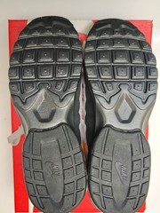 Nike Air Max Invigor GS Gray Orange Comfort Sneakers Boys‘ Size 6.5Y 749572-019
