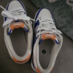 Nike Dunk Low ‚University Blue‘ sneakers with white, blue, orange #basketball