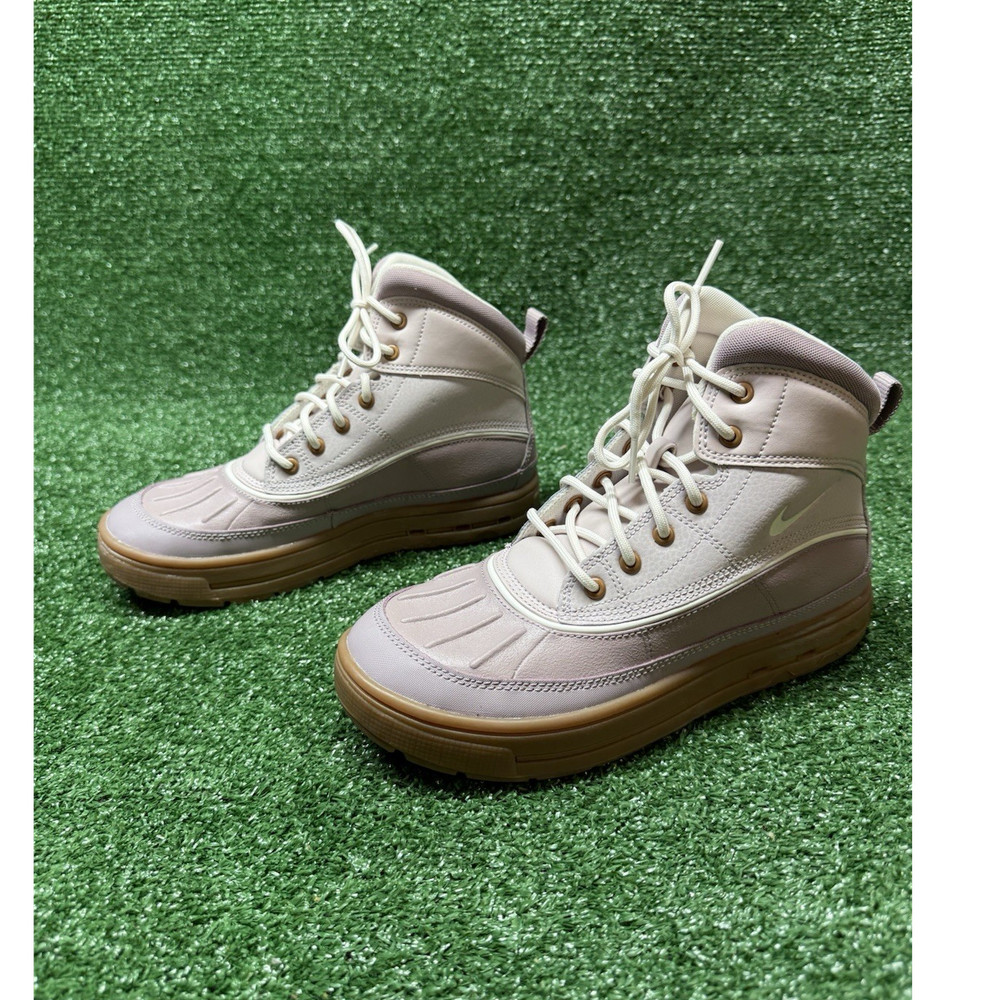 Nike ACG Boots Youth 5Y HF0767-200 Beige Gum Trail Hiking/Duck Boots Waterproof