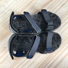 Eddie Bauer Cascadia Sandals Children 13 M Hiking Strappy Low Top Comfort Gray