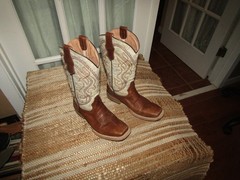 Circle G Western Youth size 2.5 Boots Brown Bone Embroidery Square Toe J7100