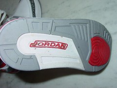 2022 Nike Retro 3 „Fire Red 2022“ DM0966-160 White/Grey Youth Shoes! Size 3Y