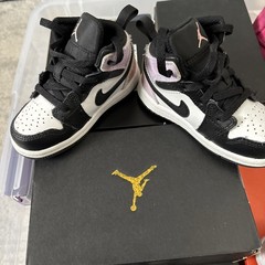 Nike Air Jordan 1 Mid SE (TD) Bleached Coral Sneakers Size 7C Toddler