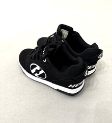 Heelys Voyager Wheeled Sneakers Black/White Unisex Kids US yth 3