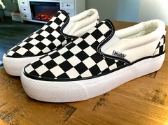 NEW UNISEX MUDD BLACK/WHITE CHECKERED SLIP ON SKATER SHOES SNEAKERS WOMENS SZ 7