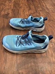 Blue On Cloud Kids Size 3 Sneaker.