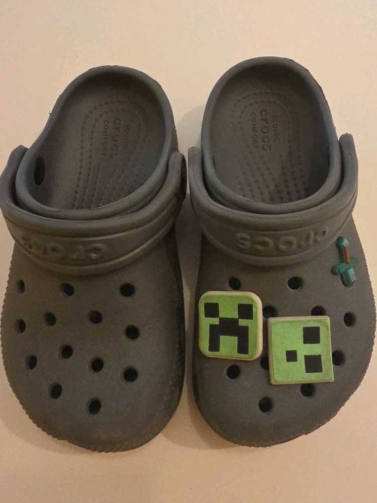 Crocs Unisex Minecraft Dressed Baya Black Grey C 10 Mule Clog