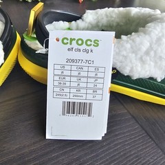 NEW Buddy The Elf Lined Christmas Holiday Crocs Junior Kids 6/women’s 8