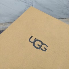 UGG Big Kids Classic Mini II Cherry Pie Boot Original Box 1017715K Youth Size 5