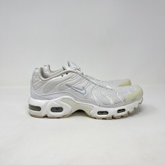 Nike Air Max Plus TN White Athletic Comfort Shoes CW70044-100 Youth Size 6.5