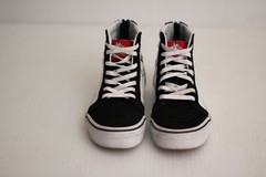 Vans x Peanuts SK8-Hi Reissue Sneaker – Joe Cool / Black Canvas – Toddler 12 US