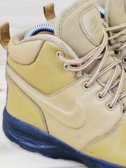 Nike 6Y Youth Manoa Leather Boots Wheat/Black BQ5372-700 Women’s Size 7
