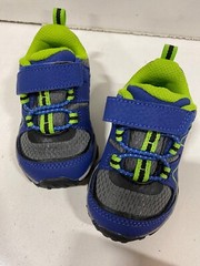 Boys Size 05 XW Merrell M-trail Quest Jr. Sneakers/Shoes