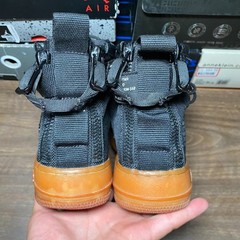 Kid’s Nike SF Air Force 1 Mid Black Gum Light Brown Size 6.5Y Shoes (AJ0424-001)