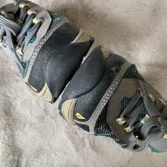 Vasque Kids Size 11 Monolith UltraDry 7209 Waterproof Low Hiking Shoes